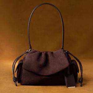 카이 리사이클 스웨이드 러치드 플랩 슬라이드 포켓 탑 핸들백 CK2-20671785-1