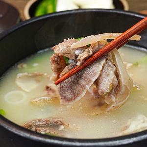 100% 국내산 고기가득 소머리국밥 600g 3팩