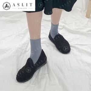 [애슬릿] 전체 퍼 라인 오버로크 털 슬립온