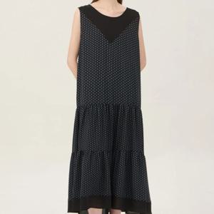 [베네통]패턴 블록 슬리브리스 원피스 BAOP63531