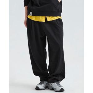 뉴발란스 UNI 에센셜 커브드핏 와이드팬츠 BB NBMLF21453 19 AC