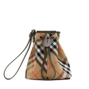 [BURBERRY] 드로우스트링 버킷 파우치 8093916
