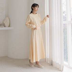 [바네사빈] [Set]라운드맨투맨+롱스커트 v01011