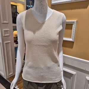 [BCBG] 비씨비지 여름25 에밀리 홀가 니트 B5B5K326