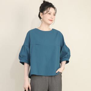 애비뉴투지 엄마옷 시어서커 퍼프 드랍숄더 여름 칠부 블라우스 B09517