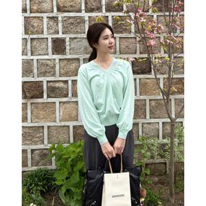 질스튜어트 뉴욕 여성 25SS 시즌오프 EXCLUSIVE 라임 단색 레이온혼방 니트 JSSW5B380L1
