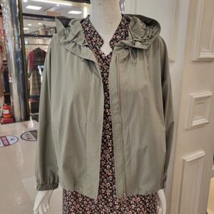 [BCBG] 비씨비지 여름24 크림 점퍼 B4B3R171