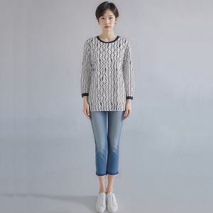 [모라도]24년 봄 여름 중년 여성 세로 체인 라운드 풀오버RNM8PO493F-CC