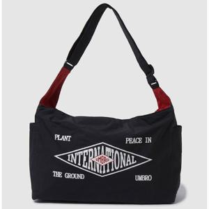 엄브로 나노피그먼트 쇼퍼백 BB UP223CBG61 BLK0 KAI0