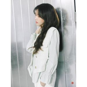 올리비아로렌 세이브존02 스트라이프 셔츠 VVCNL3S2381