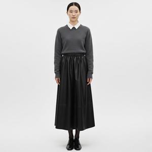 샵앤) 여성 허리밴딩 가죽 인조 레자 A라인 플레어 롱스커트 NTT-WSK-20813-블랙