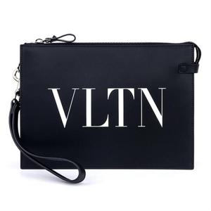 발렌티노 VLTN 로고 스트랩 클러치 2Y2P0P09 LVN 0NI