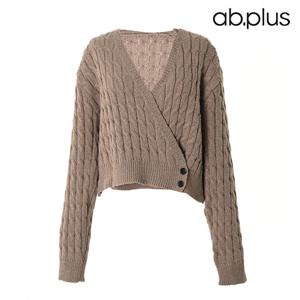 [ab.plus] 브이넥 꽈배기 패턴 포인트 랩 니트 (LSX4MW32A)