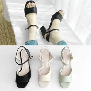[애슬릿] 스퀘어 토오픈 발목 스트랩 샌들 8cm