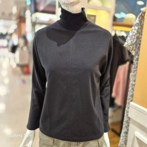 [BCBG] 올앤썬드리 겨울24 에이스 블라우스 A4W9B451