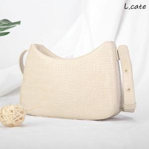 엘케이트 여성 숄더백 LRE002 크로스백 편한 가방