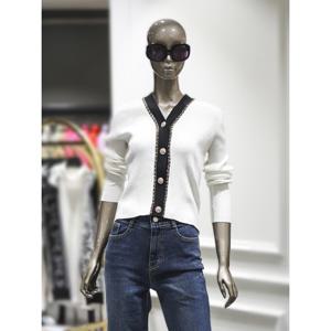 [알렉시스엔] 제시뉴욕 금장체인 브이넥가디건 DD85NSKG5310
