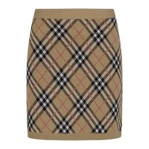 버버리   미디스커트 FW25 8110604C1309 5803359 SAND IP CHECK