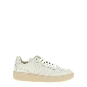 베자   스니커즈 FW25 VD2003380EXTRAWHITE 5053219 White