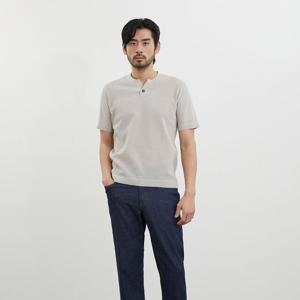 [웰메이드]인디안 솔리드 헨리넥 니트_MIUBR4M2461