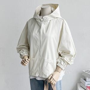 [샵앤]여성 간절기 데일리 스텐넥 스트링 후드 집업 점퍼 BONG-WJP-2923-아이보리