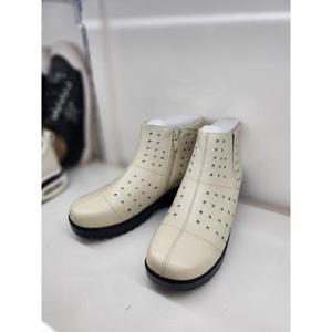 리바디 세이브존03 천연소가죽 레이나 펀칭 앵클부츠 5.5cm SAV2023RV0227