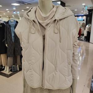 [BCBG] 비씨비지 봄24 웨이비 패딩 조끼 B4A1V501