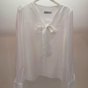 Destijl HC06 국내생산 브이리본넥 깔끔한 무지 기본 블라우스 D2523bl01I