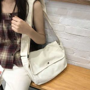 캐주얼 캔버스 숄더 크로스백 똑딱이 단추 무지가방