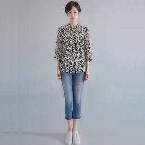 [모라도]24년 봄 여름 중년 여성 물겸 나염 반 오픈 블라우스RNM8BL480F-CC