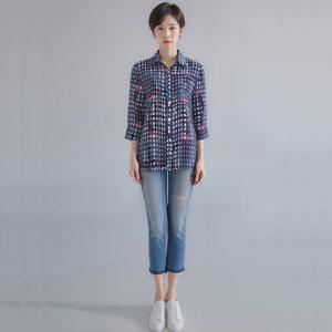 [모라도]24년 봄 여름 중년 여성 잔사각 텐셀 블라우스RNM8BL499F-CC