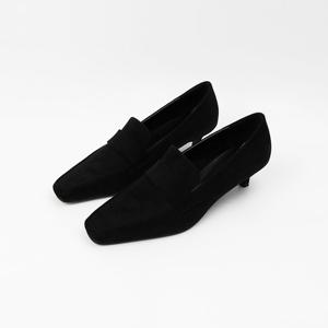 [신난다슈]여성 구두 펌프스 힐 3cm 로퍼 힐 단화 발편한 낮은굽 스웨이드 NF252451 블랙