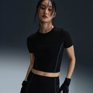 나이키반팔티 SQJ HQ4999-010 원 피티드