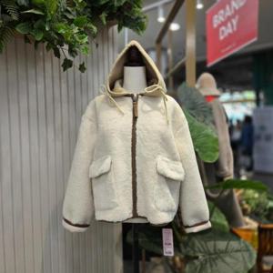 스테파니 HC05 띠배색후드양털점퍼JP A24JK4431HK