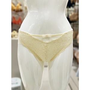 [바바라] 크림 스칼랍 레이스 햄라인팬티 ABP4450H