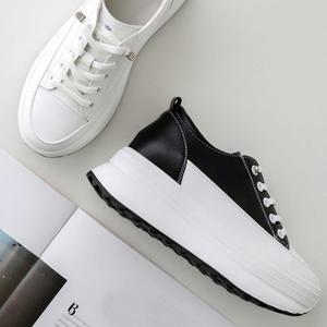 [더힐]소가죽 키높이 여성 운동화 스니커즈 슬립온 5.5cm/2color sjperu504