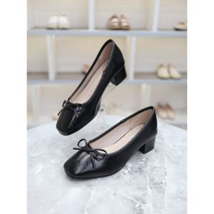 [블리아르]소가죽 리본장식 여성 청키힐 펌프스 4cm BLMD500489