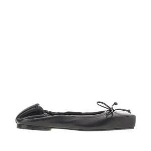 JACQUEMUS JACQUEMUS FLAT SHOES 243FO157
