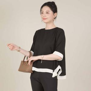 애비뉴투지 엄마옷 블랙엔 화이트 배색 여름 반팔 쉬폰 숏 블라우스 B08530
