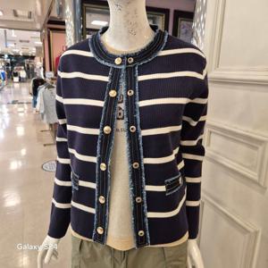 [BCBG] 올앤썬드리 가을25 데님 패치 니트 가디건 A5F8K122