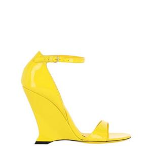 살바토레 페라가모 샌들 01G425 766336 1C 70009 5 5 Yellow