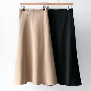 [아이우먼]빅사이즈치마 S566L509 아트핏에이심플롱스커트 LT