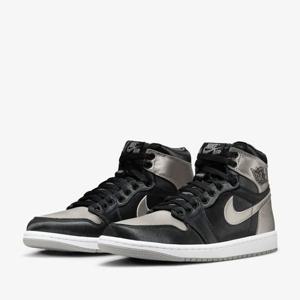 [나이키 국내매장 정품] WMNS AIR JORDAN 1 RETRO HI OG FD4810-010