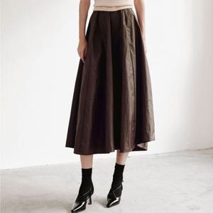 [헤레이스]A라인 훌 나일론 스커트_YMSH25FW086