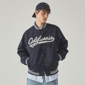 [후아유]공용 Patch Varsity Jacket WHJKF2315U