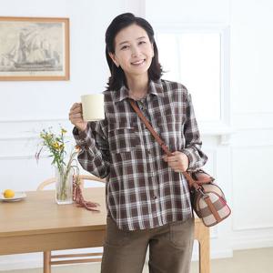 [쉬즈마담]T57400 모던 타탄체크 양포켓 남방 50대엄마옷