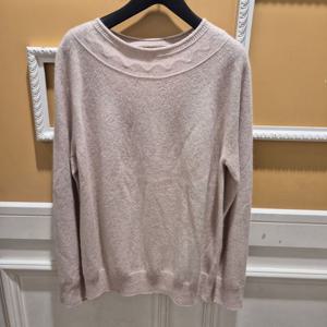 [BCBG] 올앤썬드리 겨울24 넥 웨이블릿 니트 A4W9K371