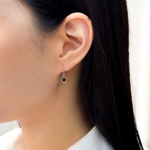 오팔하우스 14k 오닉스 후크 귀걸이 OP0131