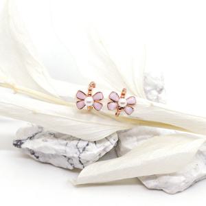 오팔하우스 14k 핑크 에폭 리본 진주 원터치 귀걸이 OPNIE7981-1