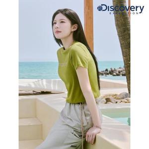 디스커버리 (DWRS9G053_OLL) 프레시벤트 여성 크롭 워싱 빅로고 반팔티셔츠 DXNW